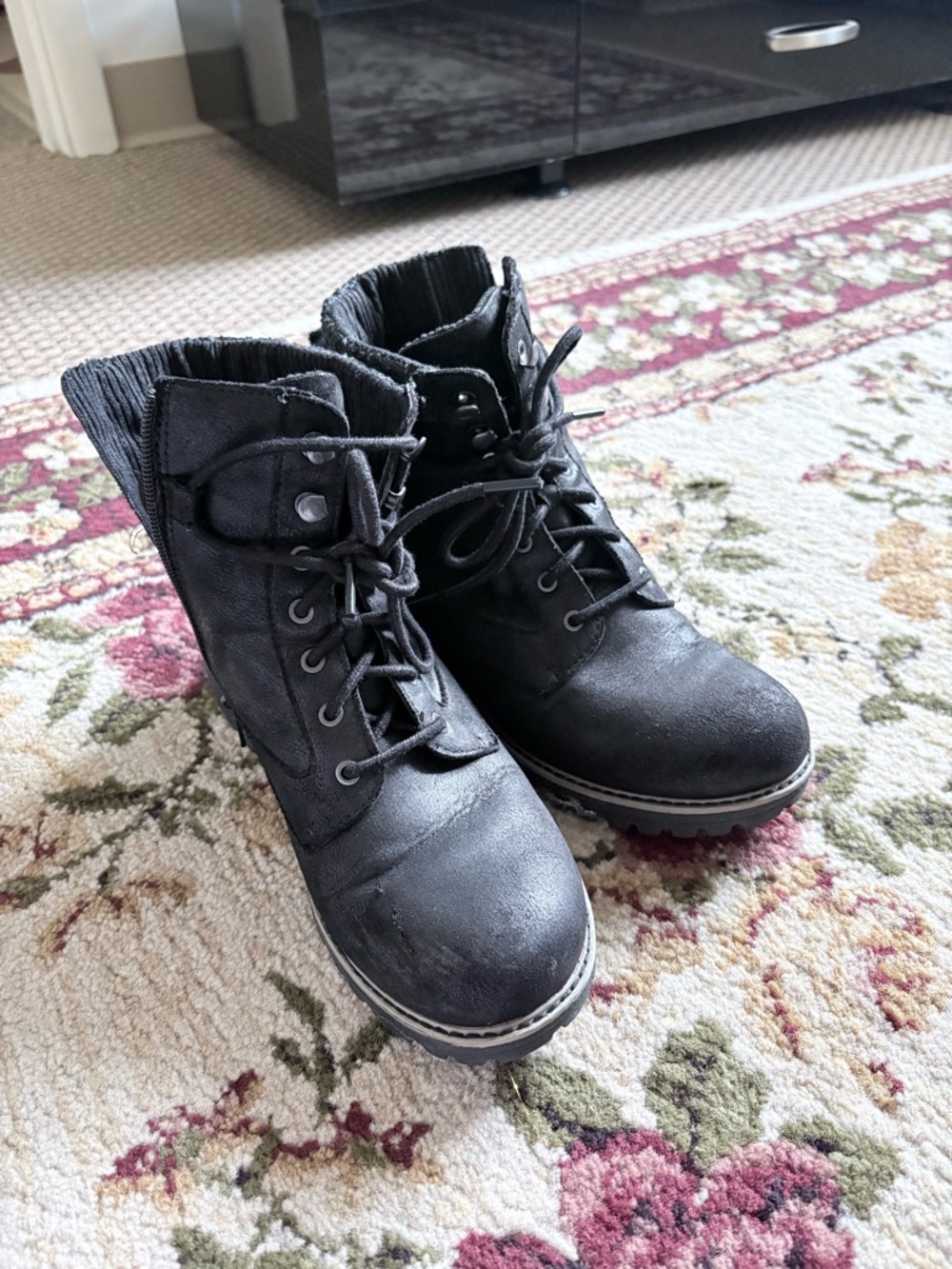 BOC Women’s Black Lace-Up Combat Boots Size 8.5